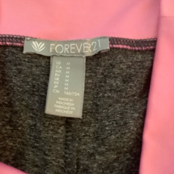 Exercise shorts pants - Picture 4 of 5